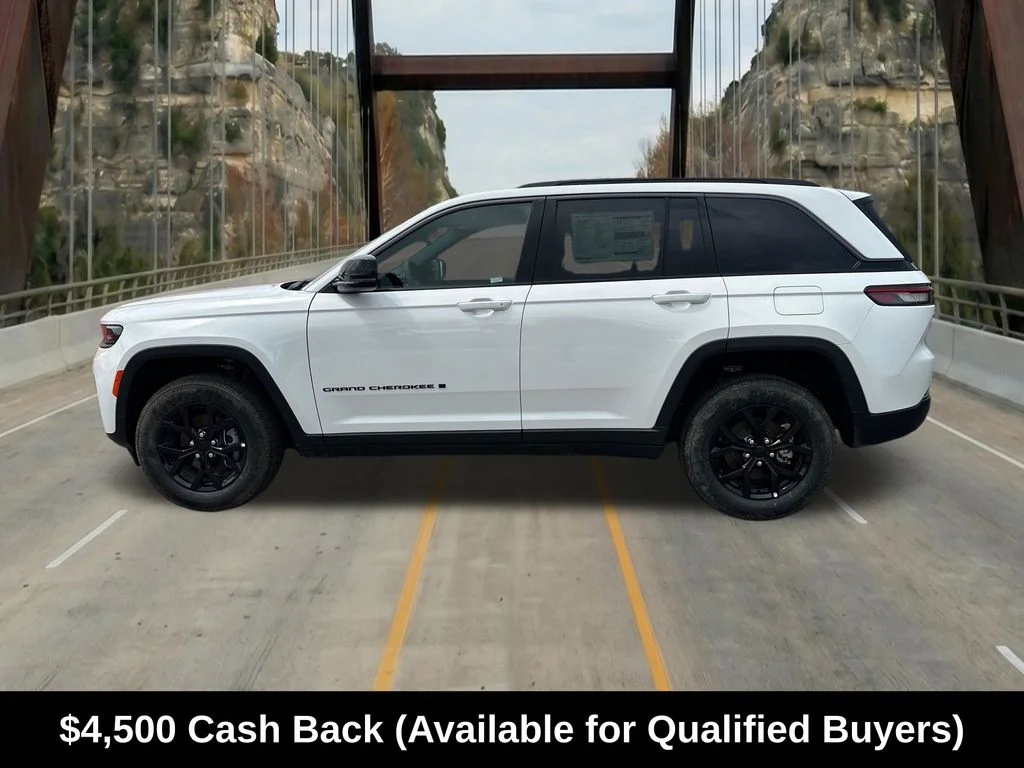 New 2026 Bright White Clear-Coat Exterior Paint Jeep Altitude image 5