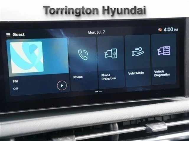 2025 Hyundai Santa Cruz SE - Photo 14