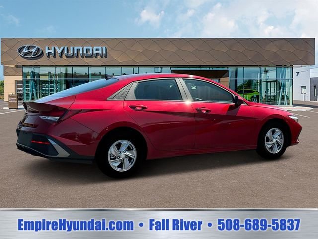 2025 Hyundai Elantra SE - Photo 8