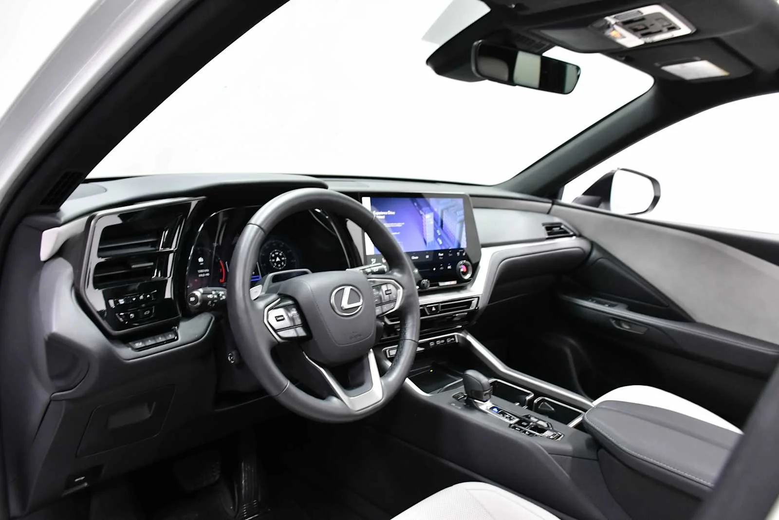 Certified Used 2025 WIND CHILL PEARL Lexus Premium image 16