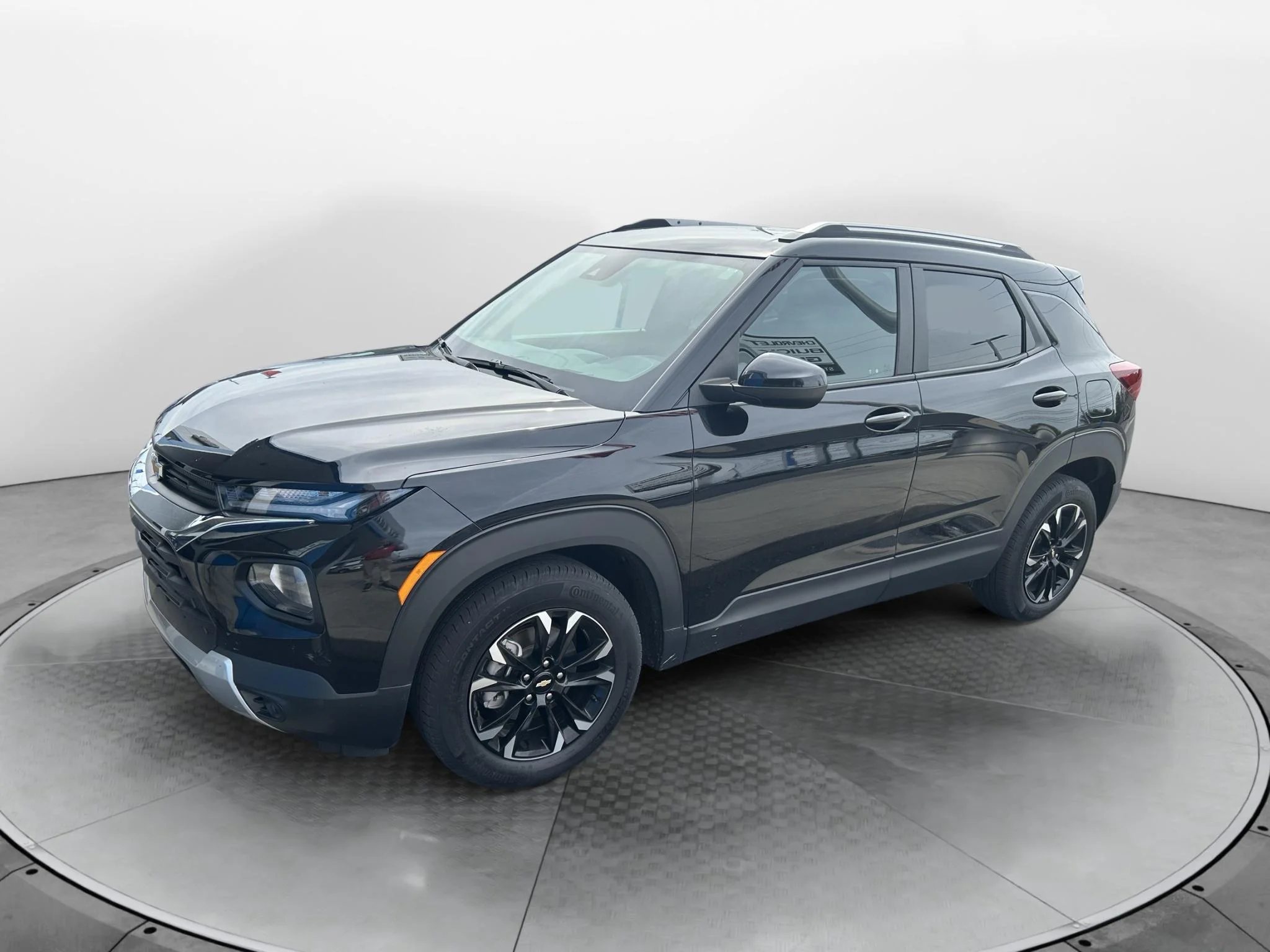 Used 2023 MOSAIC BLACK METALLIC Chevrolet LT image 1