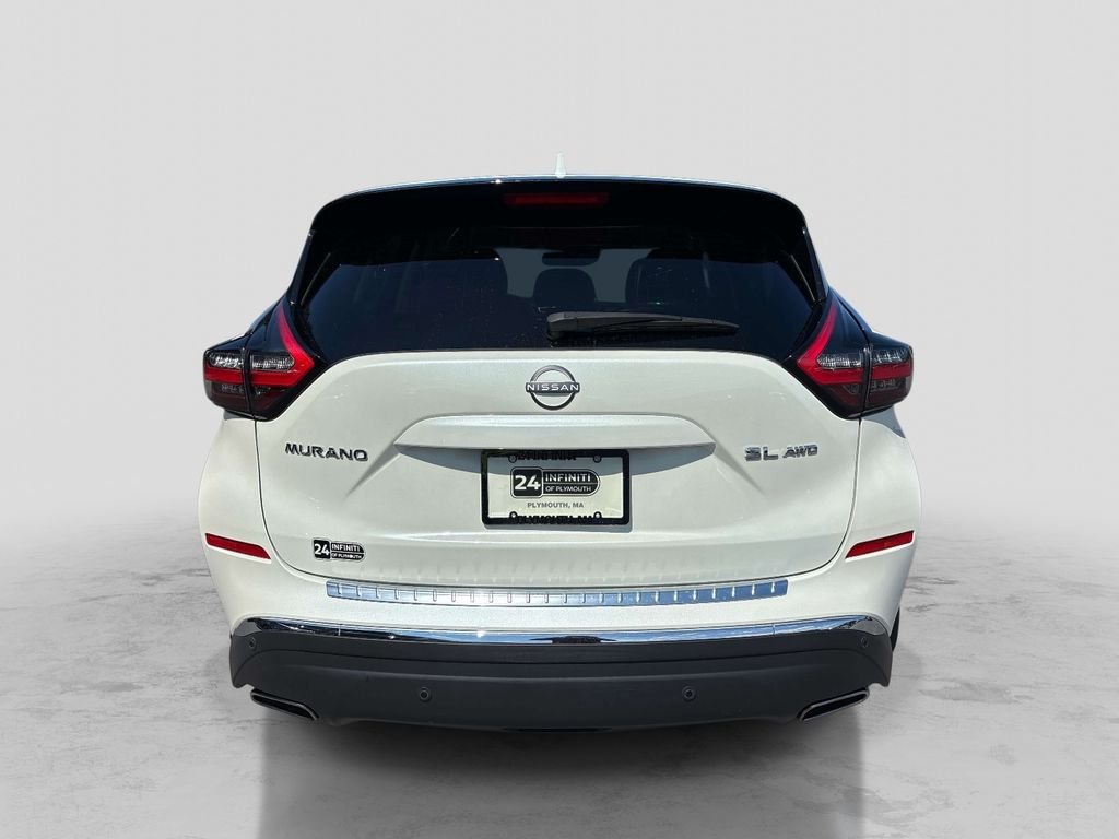 Used 2023 White Nissan SL image 4