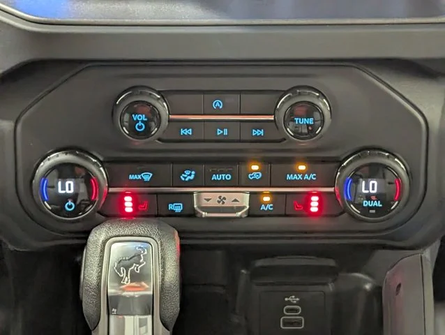 New 2026 Avalanche Gray Ford Big Bend® image 35