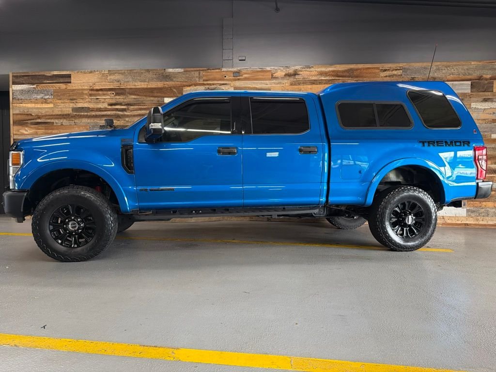 Used 2020 Blue Metallic Ford XLT image 20