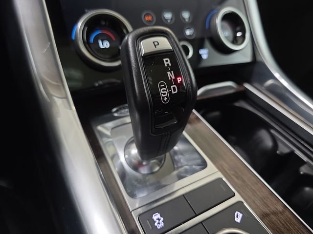 Used 2019 Blue Land Rover HSE image 23