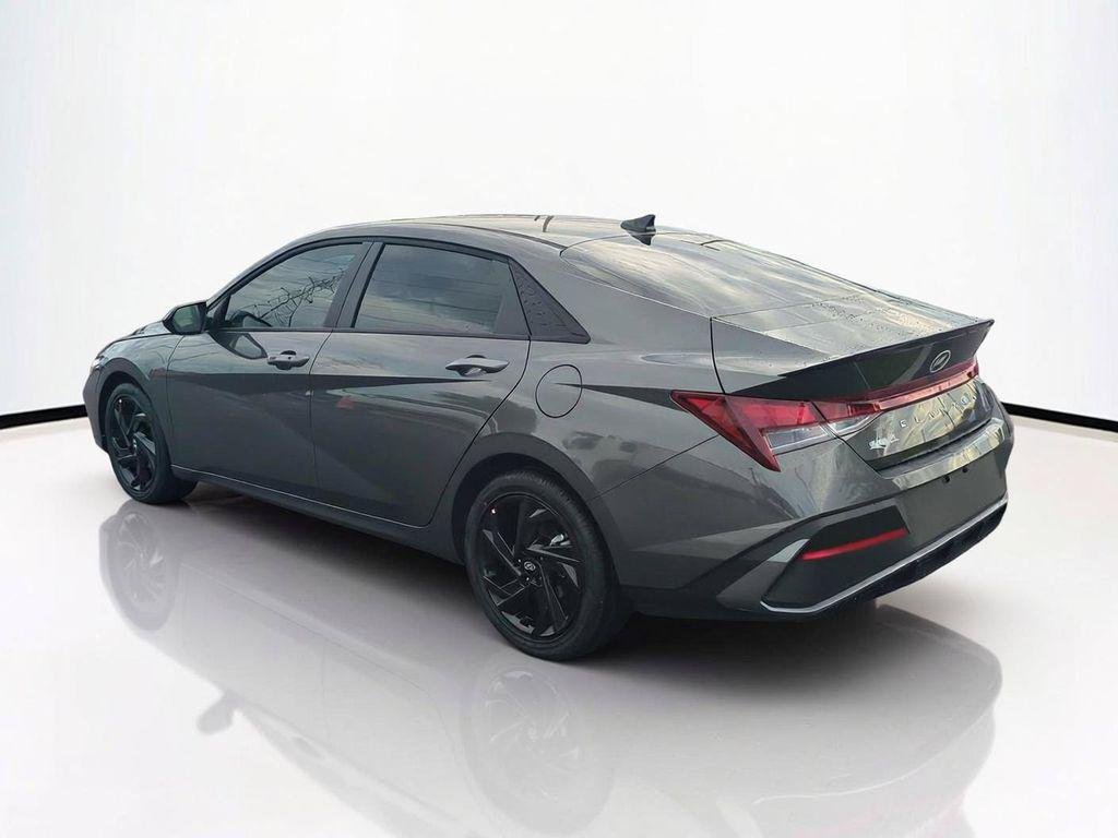 New 2026 Gray Hyundai SEL Sport image 7