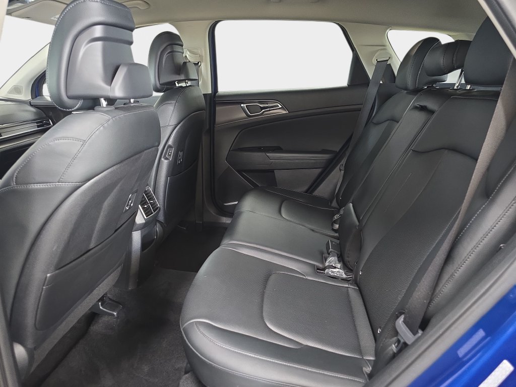 Used 2025 Sapphire Blue Kia EX image 14