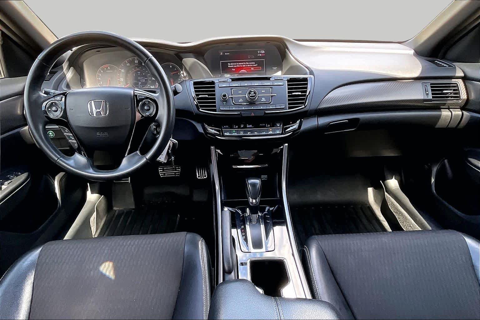 Used 2016 Basque Red Pearl II Honda Sport image 15
