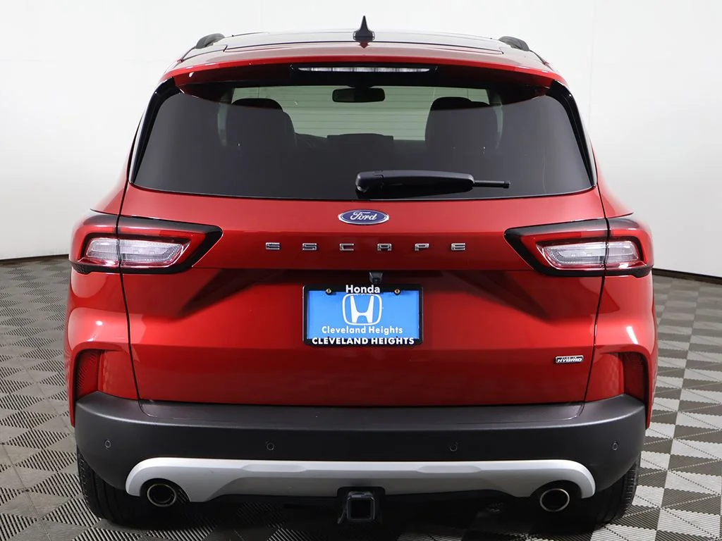Used 2025 Red Metallic Ford Base image 11