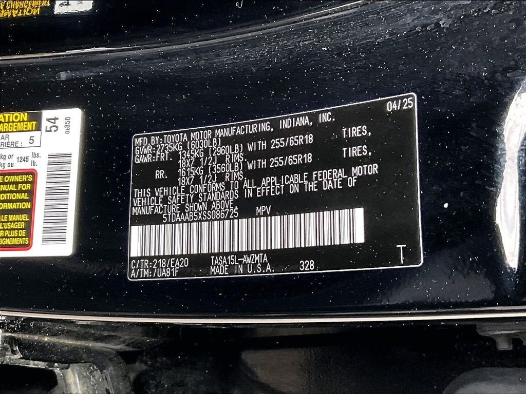 Used 2025 Black Toyota XLE image 37