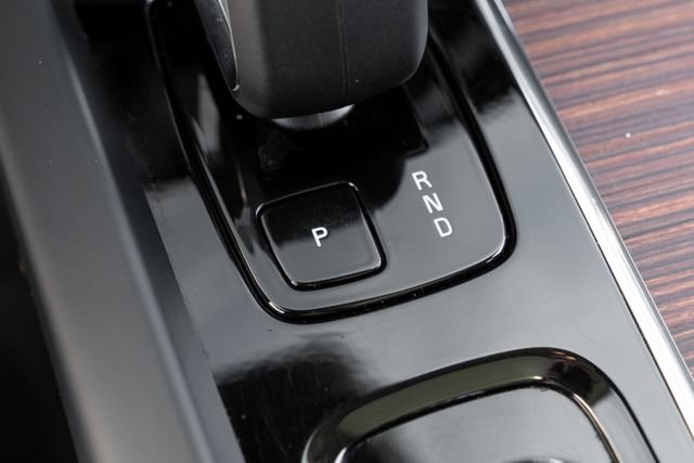 Used 2024 Onyx Black Metallic Volvo B5 Plus Dark Theme image 25