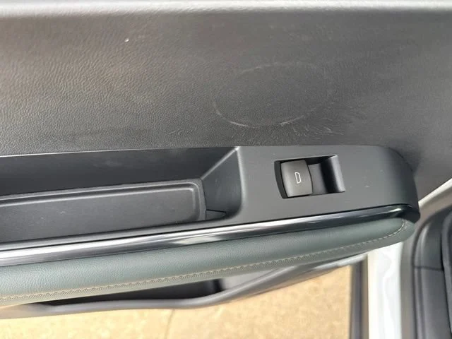 2026 GMC Acadia AT4 - Photo 15
