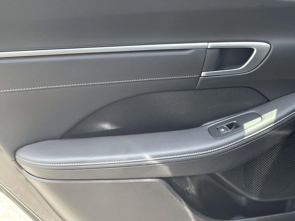 New 2026 Gray Hyundai Limited image 11