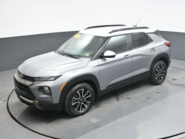 Used 2023 Gray Chevrolet ACTIV image 13