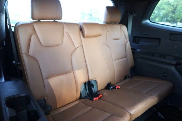 Used 2025 Black Kia EX X-Line image 13