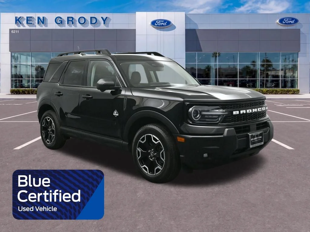 Certified Used 2025 Black Ford Outer Banks image 1