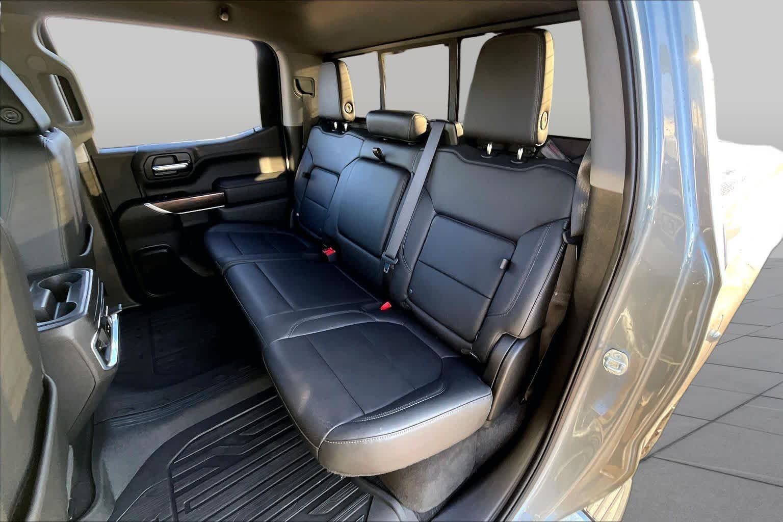 Used 2020 Satin Steel Metallic GMC SLT image 21