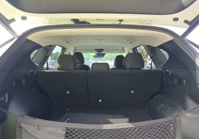 Used 2023 White Hyundai SEL image 15