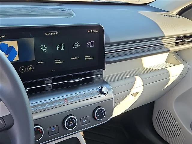 New 2027 Mirage Green Hyundai SE image 15