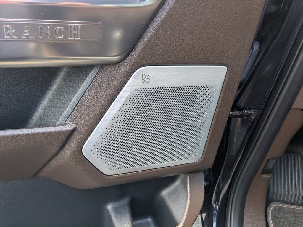 Used 2024  Ford King Ranch image 13