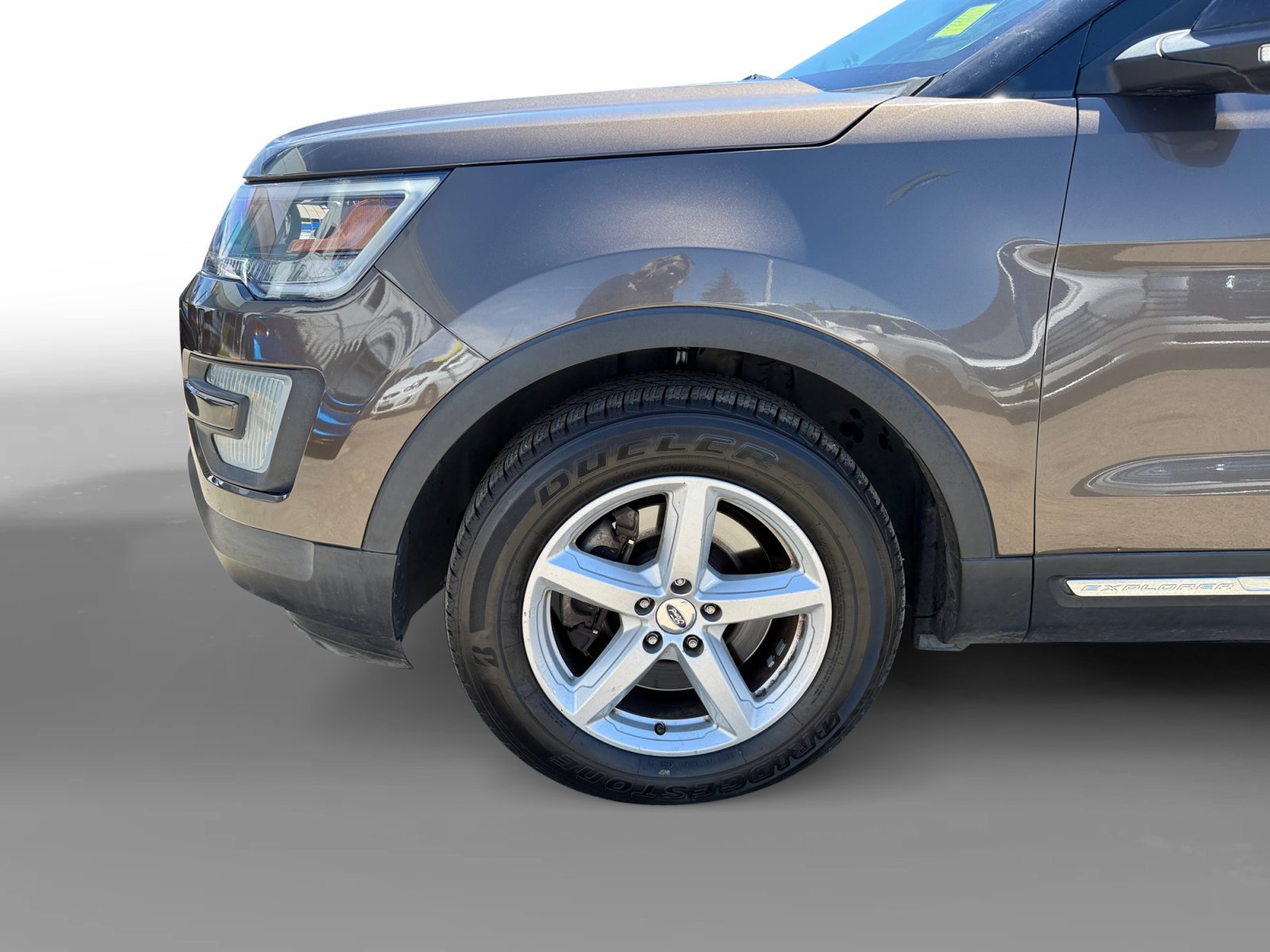 Used 2016 Caribou Metallic Ford XLT image 9