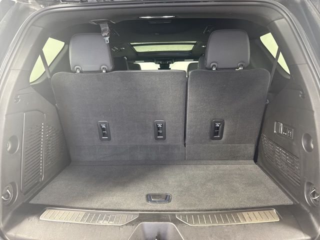 Used 2023 Black Chevrolet High Country image 21