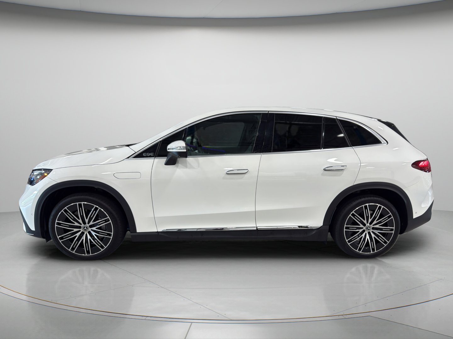 Used 2023 Mercedes-Benz EQE SUV Base with VIN 4JGGM2CB4PA005195 for sale in Columbus, GA