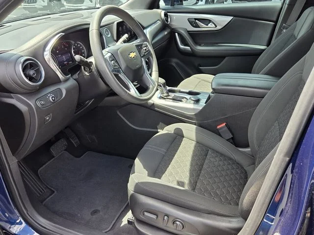 Used 2022 Blue Chevrolet LT image 10