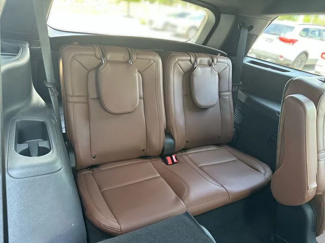 Used 2023 Black Lincoln Reserve image 26