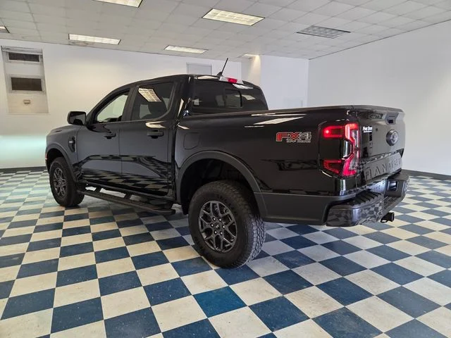 Used 2025 Black Ford XLT image 5