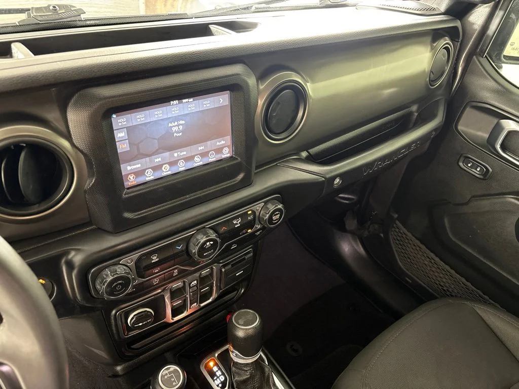 Used 2023 Gray Jeep Sport S image 28