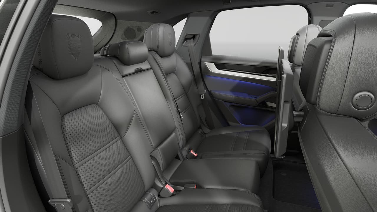 2026 Porsche Cayenne S - Photo 13