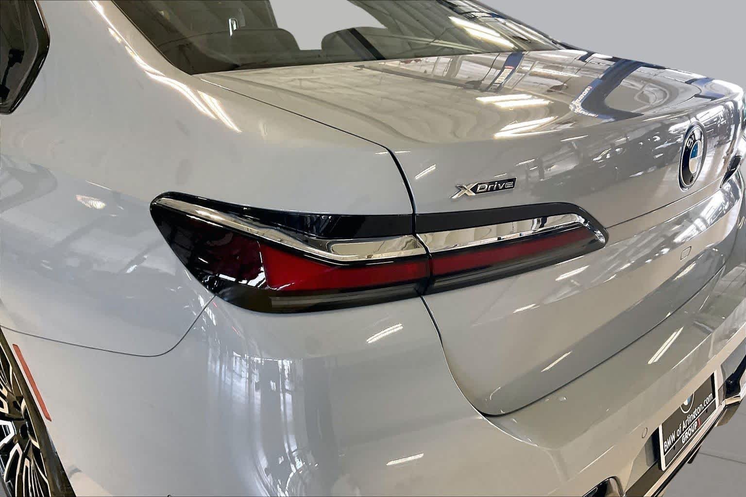 New 2026 Brooklyn Grey Metallic BMW 750e xDrive image 14