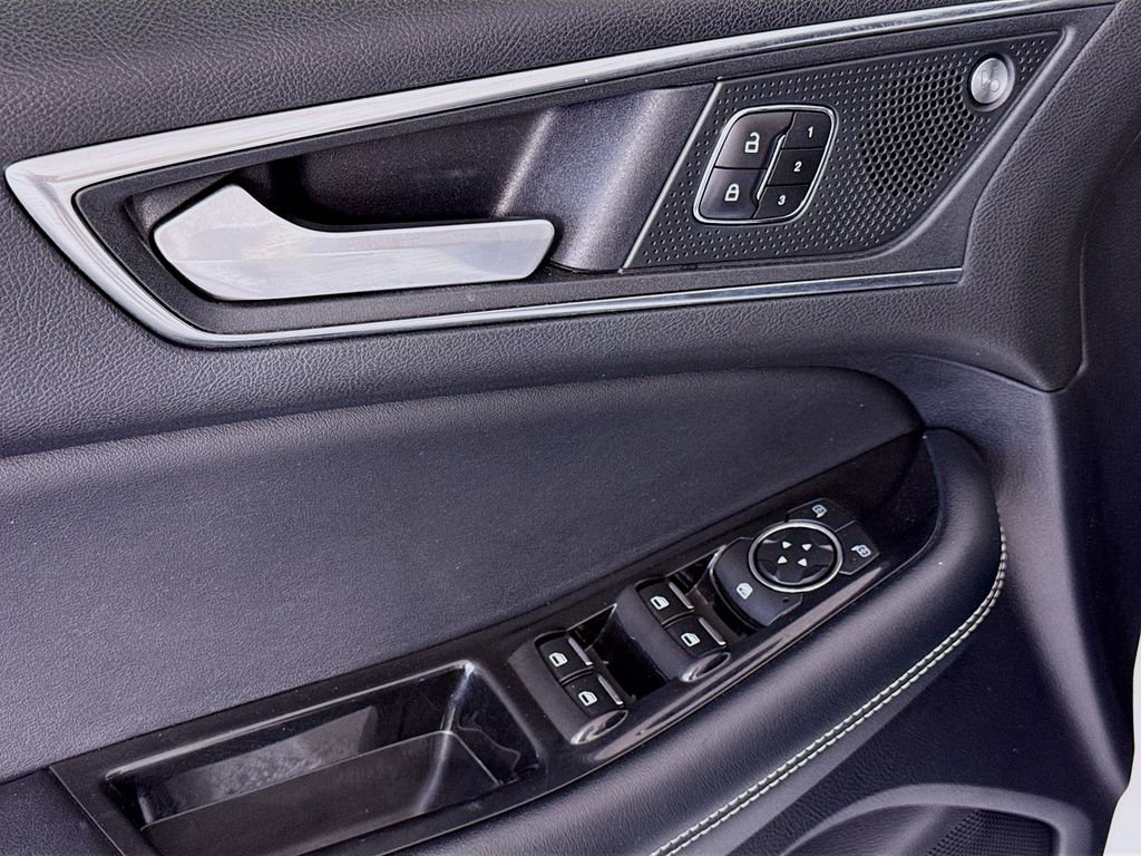 Used 2020 White Metallic Ford ST image 23