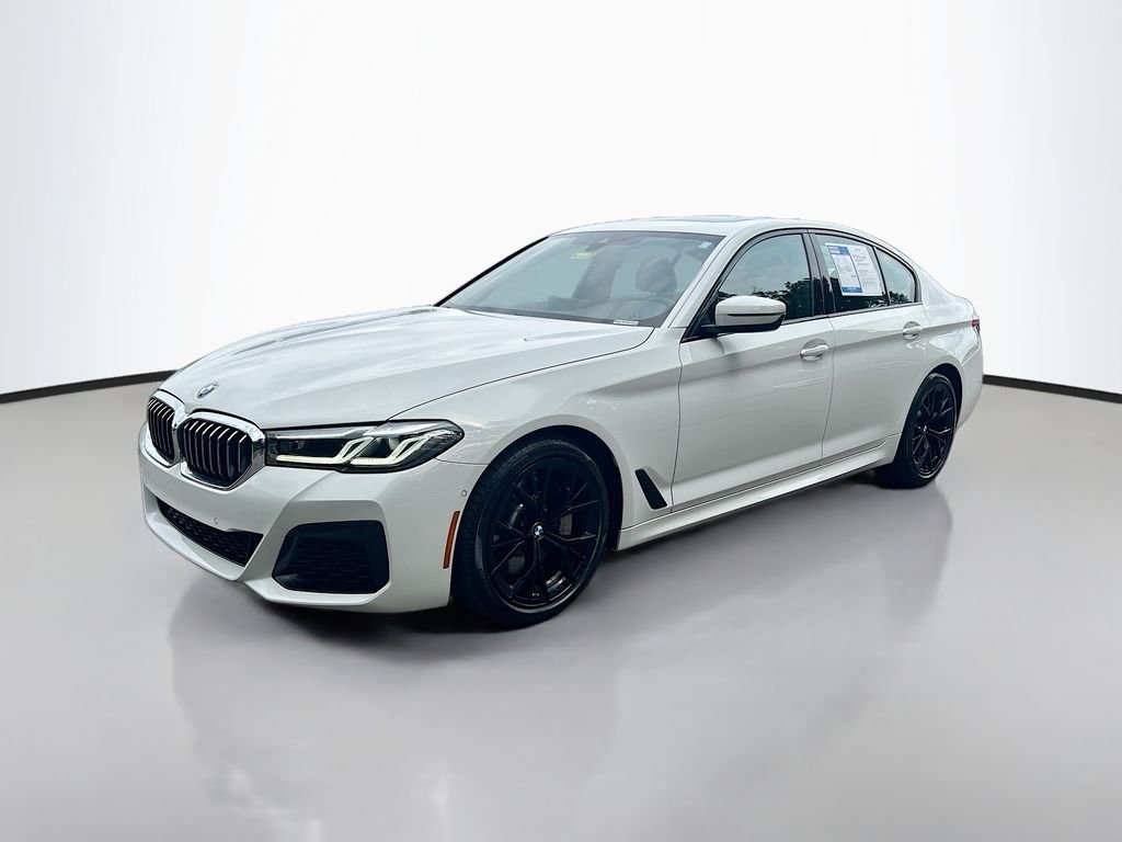 Used 2023 Alpine White BMW 530i xDrive image 3