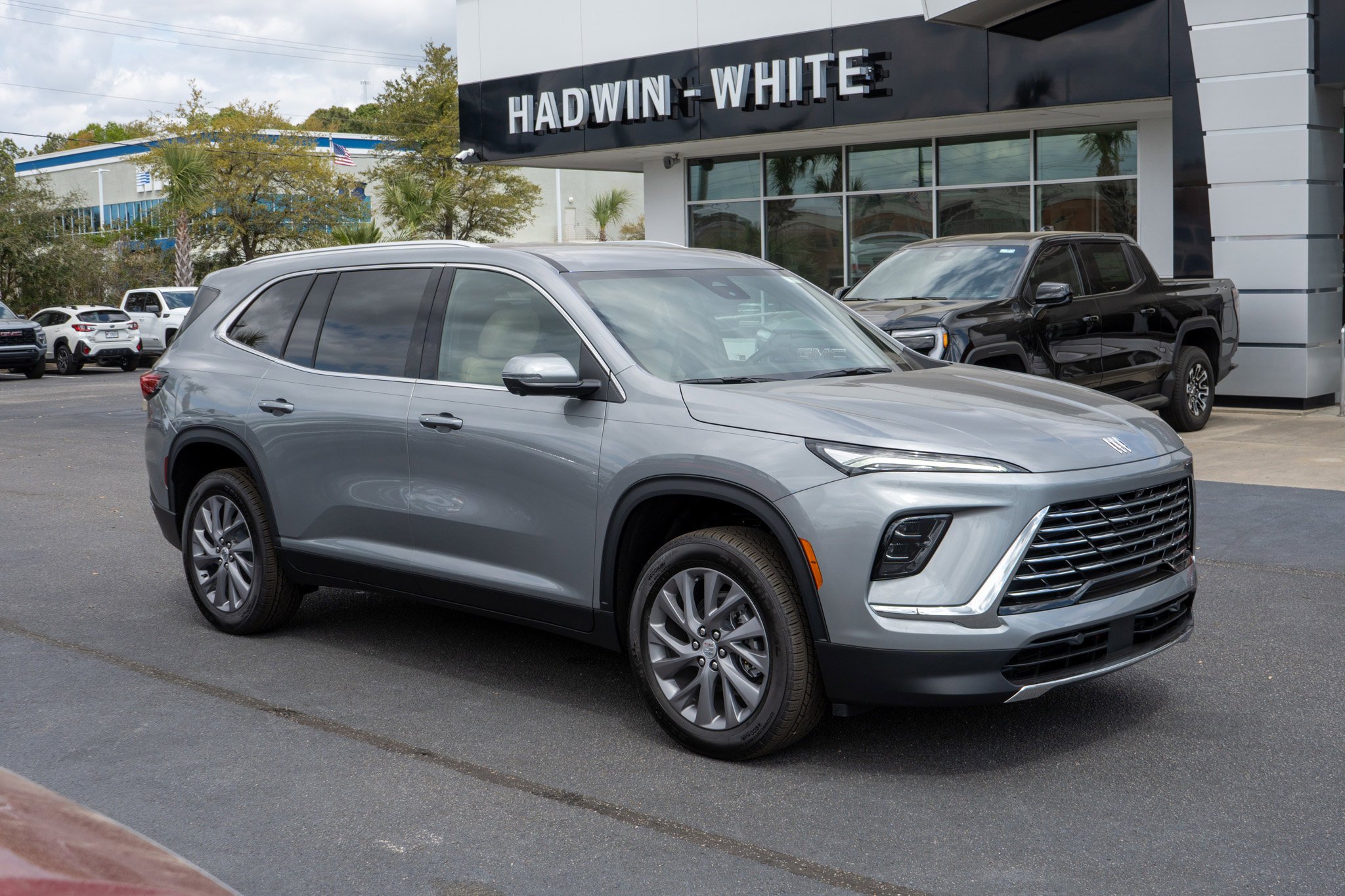 2026 Buick Enclave Preferred's photo