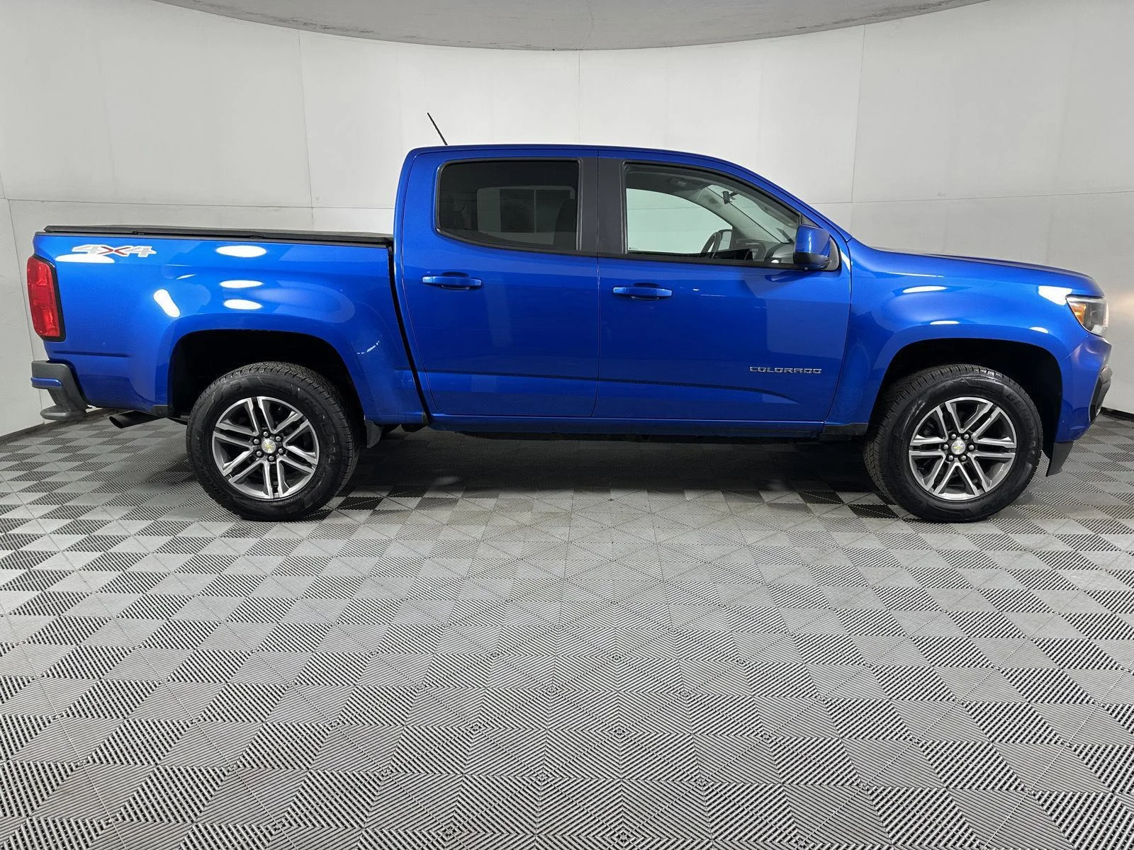 Used 2021 Bright Blue Metallic Chevrolet 4WD Work Truck image 20