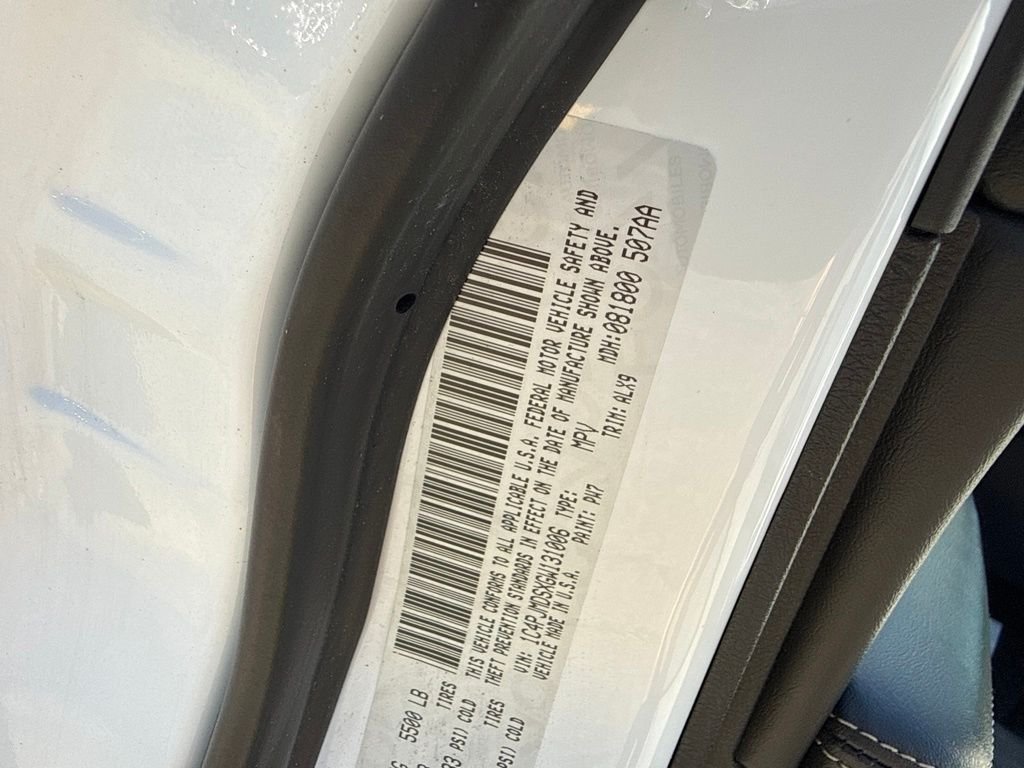 Used 2016 White Jeep Limited image 10