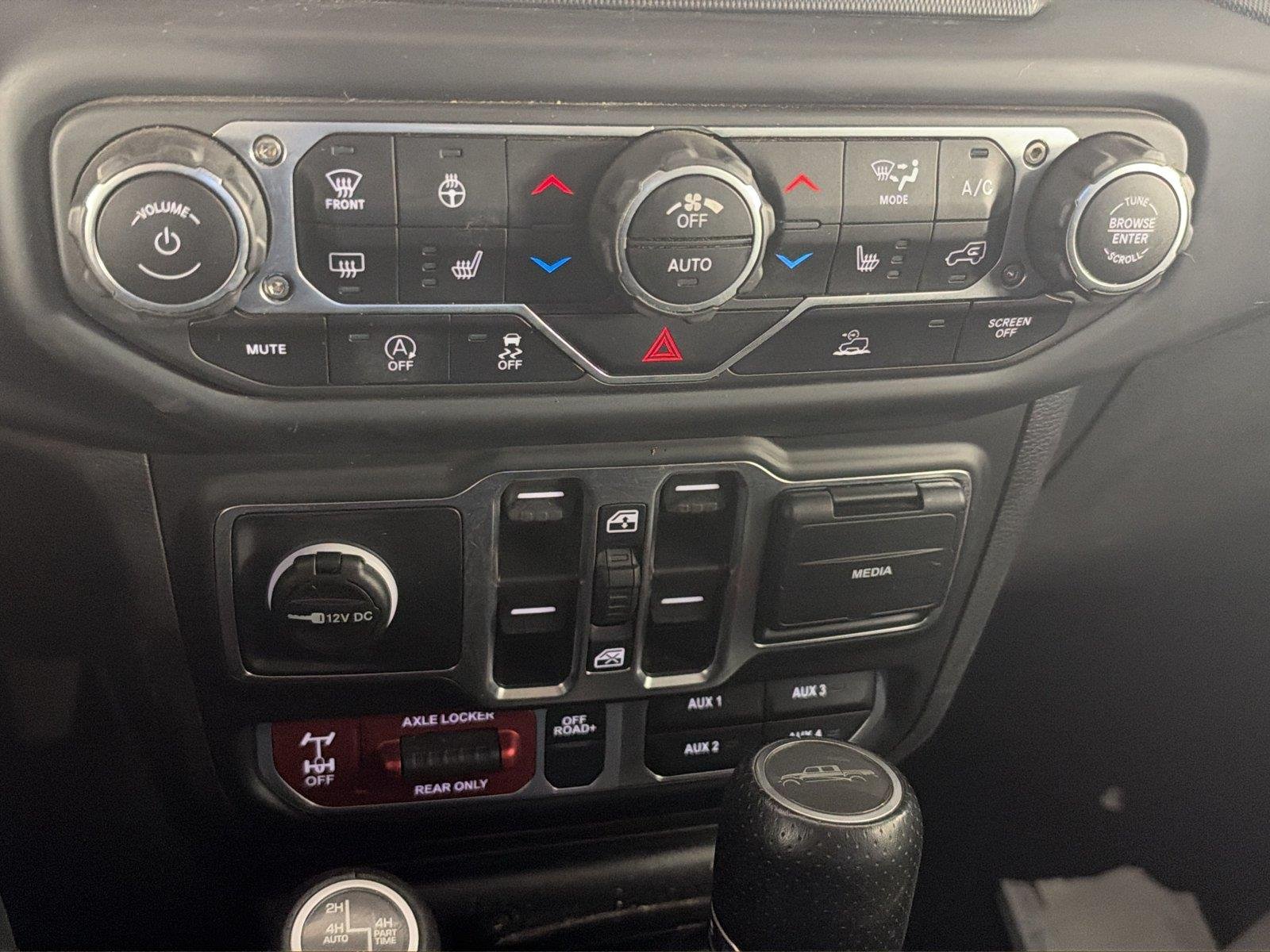Used 2022 Granite Crystal Metallic Clearcoat Jeep Mojave image 15