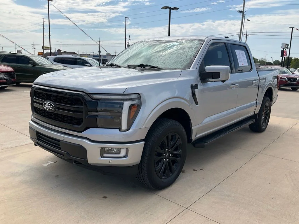 Used 2024 Silver Ford Lariat image 42
