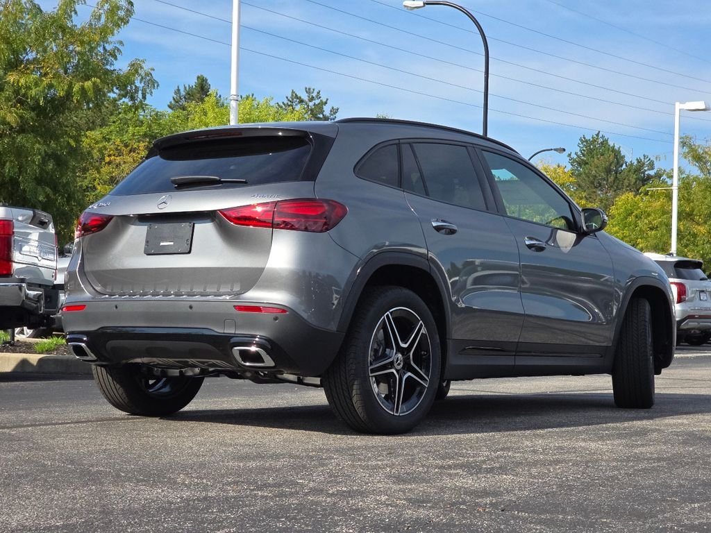 New 2026 Mountain Grey Metallic Mercedes-Benz GLA 250 image 18