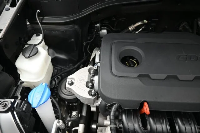 Used 2018 Black Hyundai 2.4 Base image 30