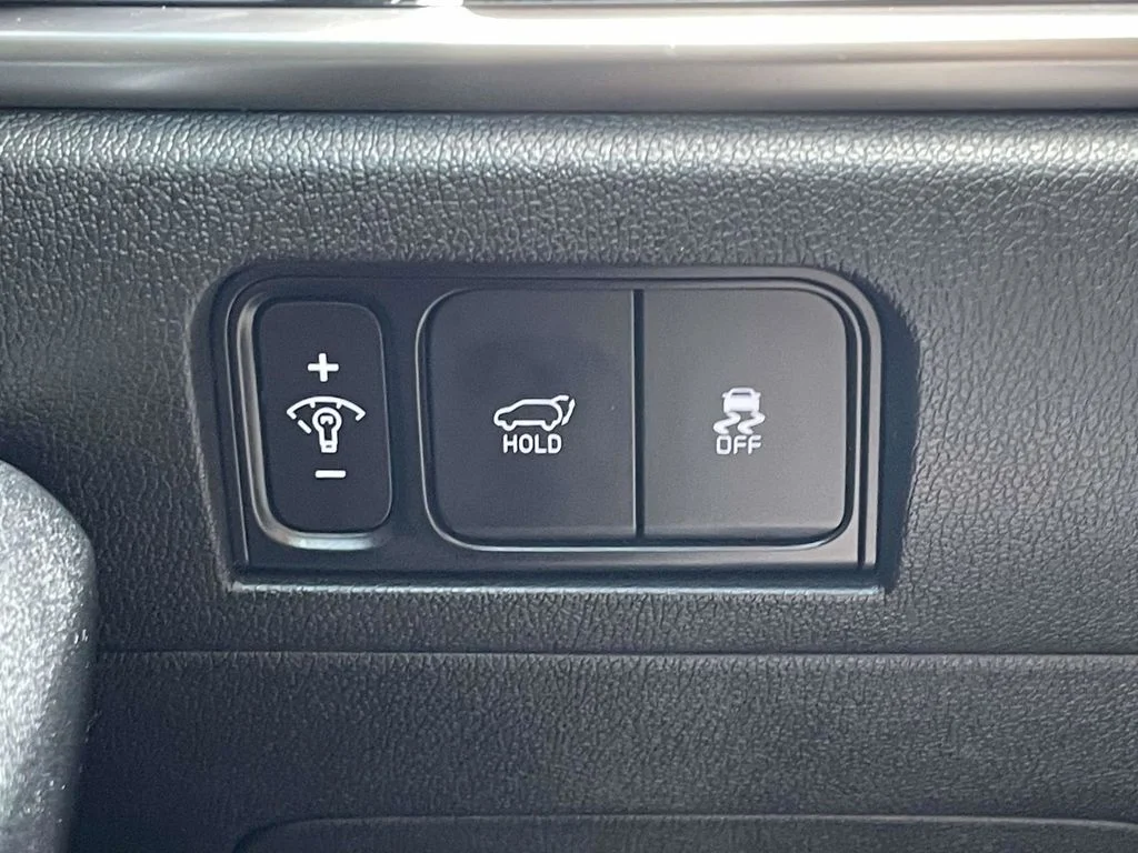 Used 2025 White Kia EX image 29