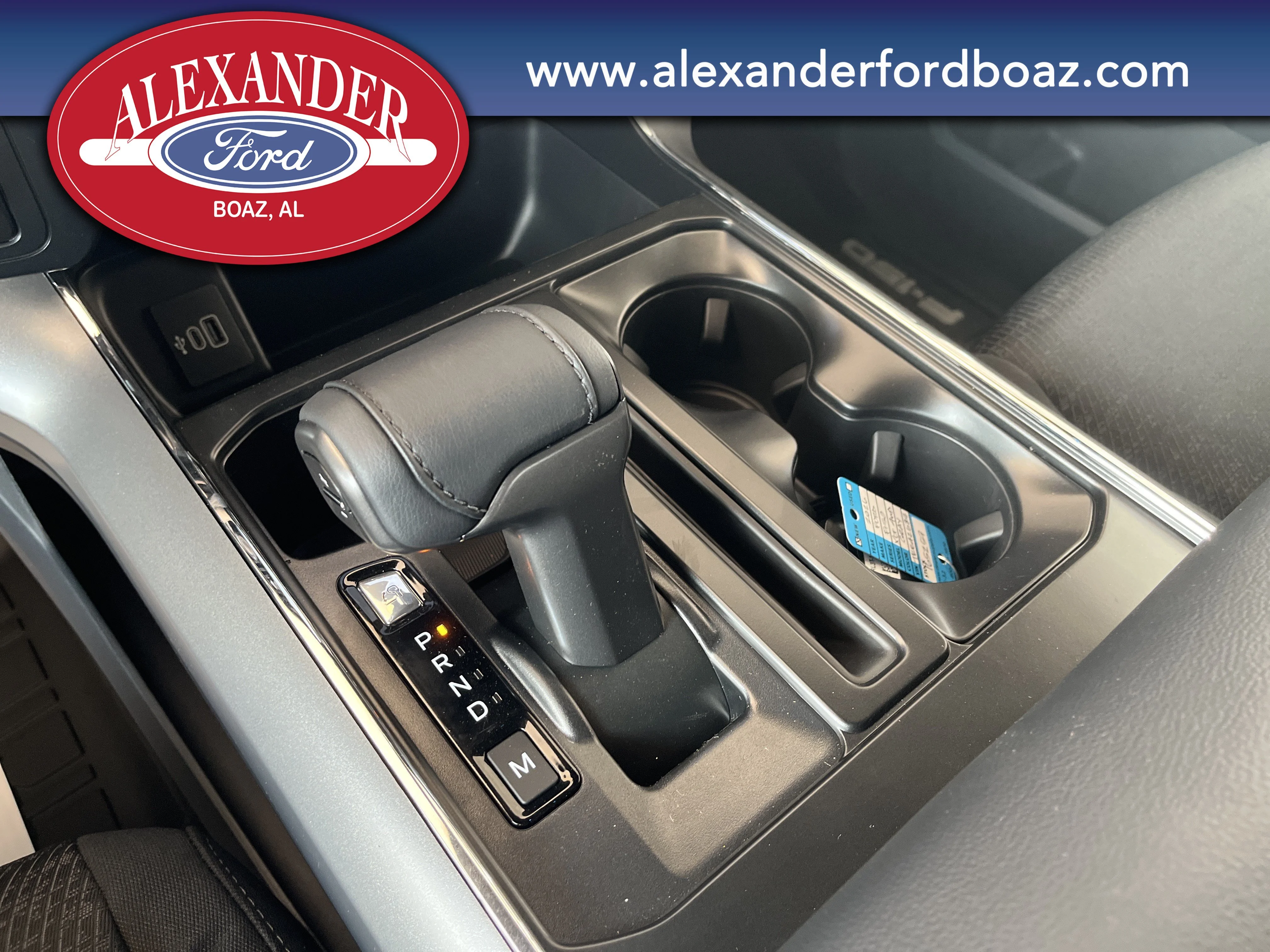 New 2026 Carbonized Gray Metallic Ford XLT image 25