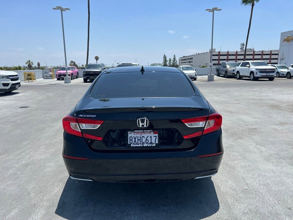 Used 2021  Honda EX-L image 6