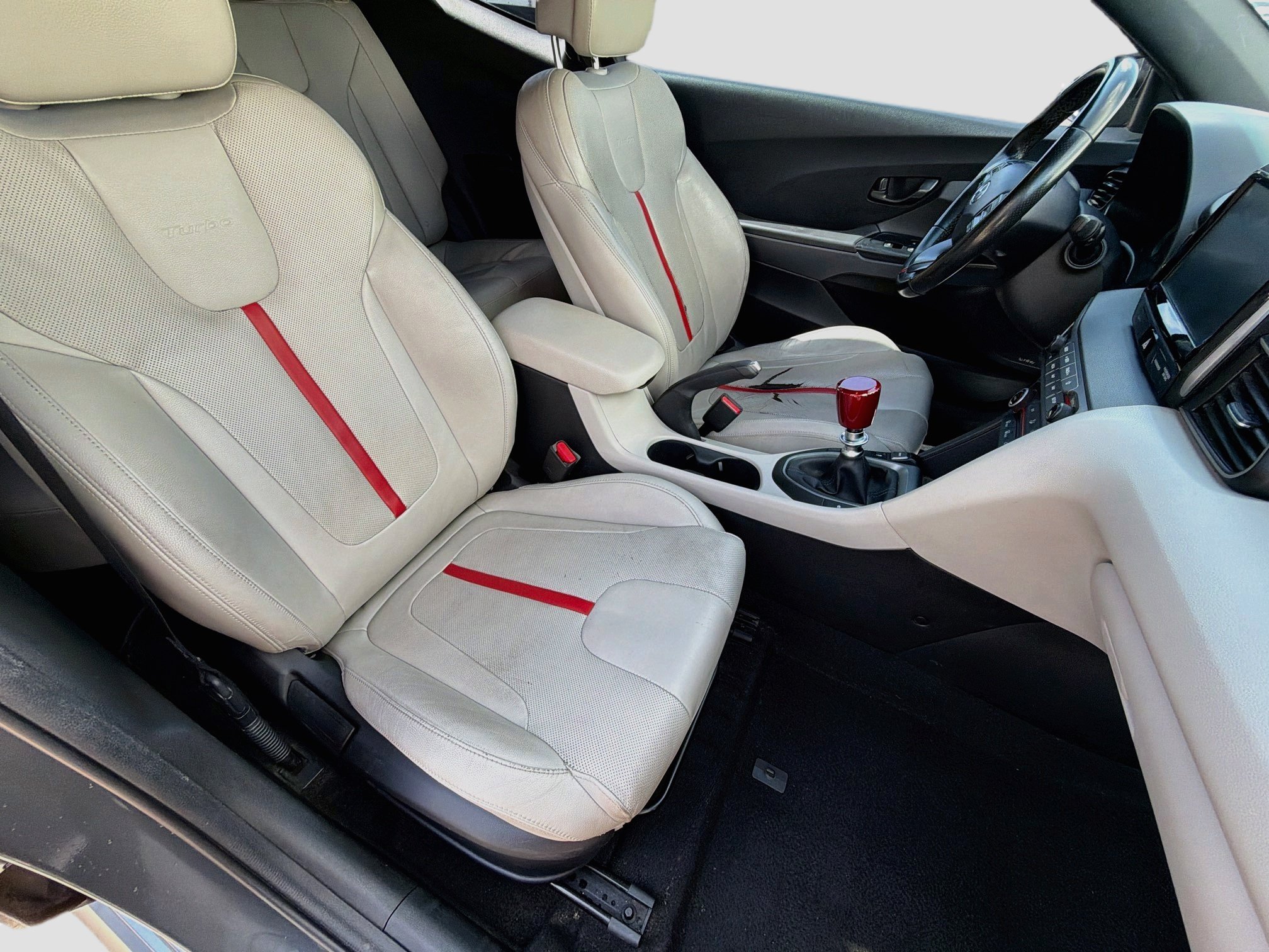Used 2019 Thunder Gray w/Black Roof Hyundai Turbo Ultimate image 12