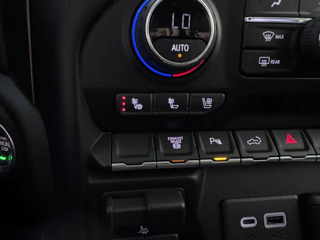 2022 Chevrolet Silverado 2500HD High Country - Photo 26