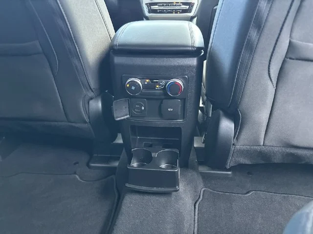 Used 2022 Black Ford XLT image 22