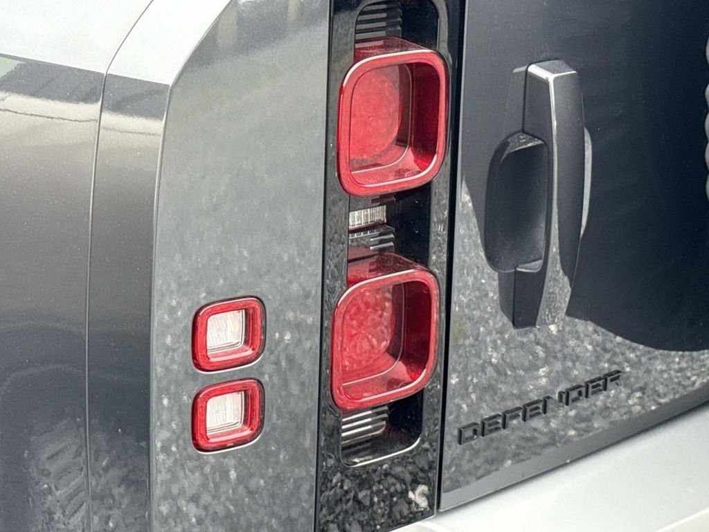 Used 2025 Gray Land Rover S image 8