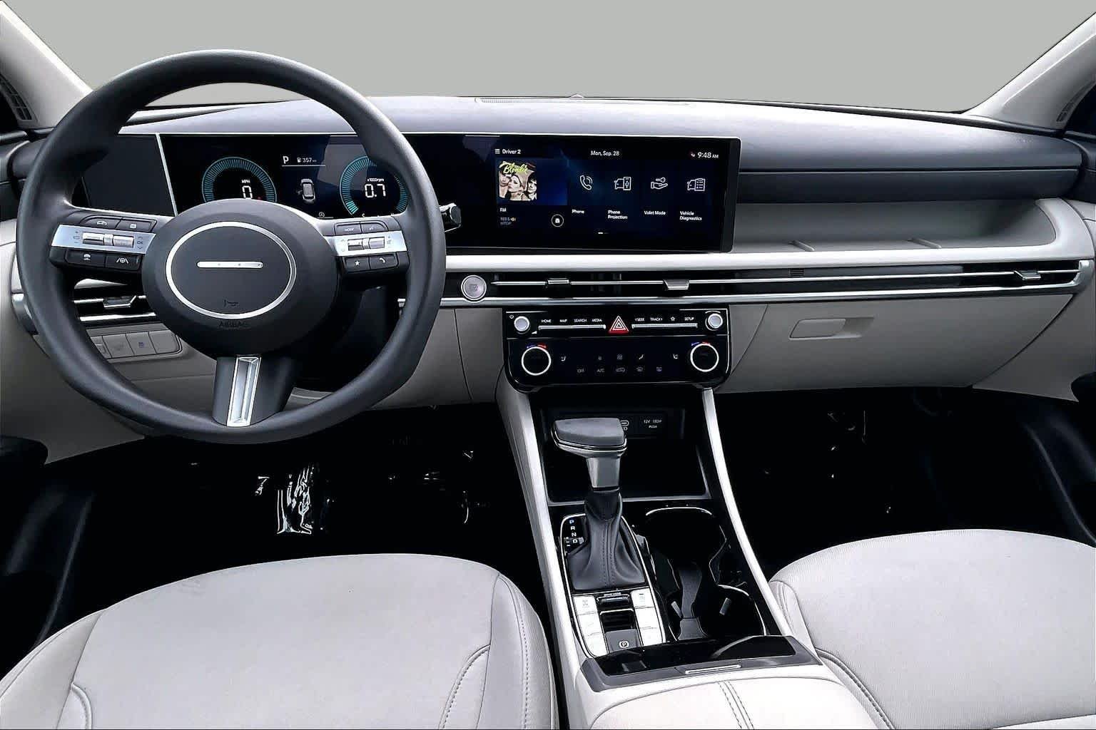 Used 2026 Phantom Black Hyundai SEL image 15